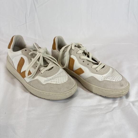 Veja Shoes - Veja V-10 Women's Sneakers Beige‎ Suede Leather Upper Size: 8